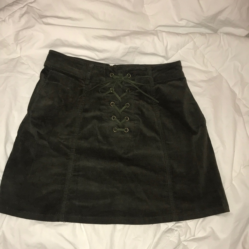 Forever 21 army green velvet mini skirt